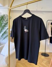 siyah ördek baskılı tişört