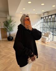 siyah kol pile detaylı oversize sweatshırt 3